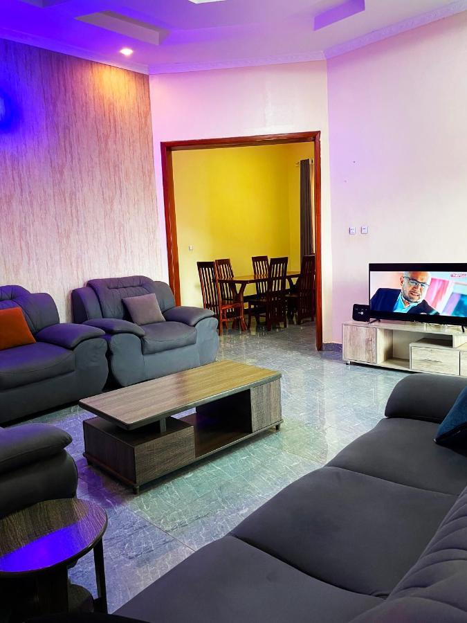 Zeo Airbnb - Cheap Apartment In Kigali Exterior foto